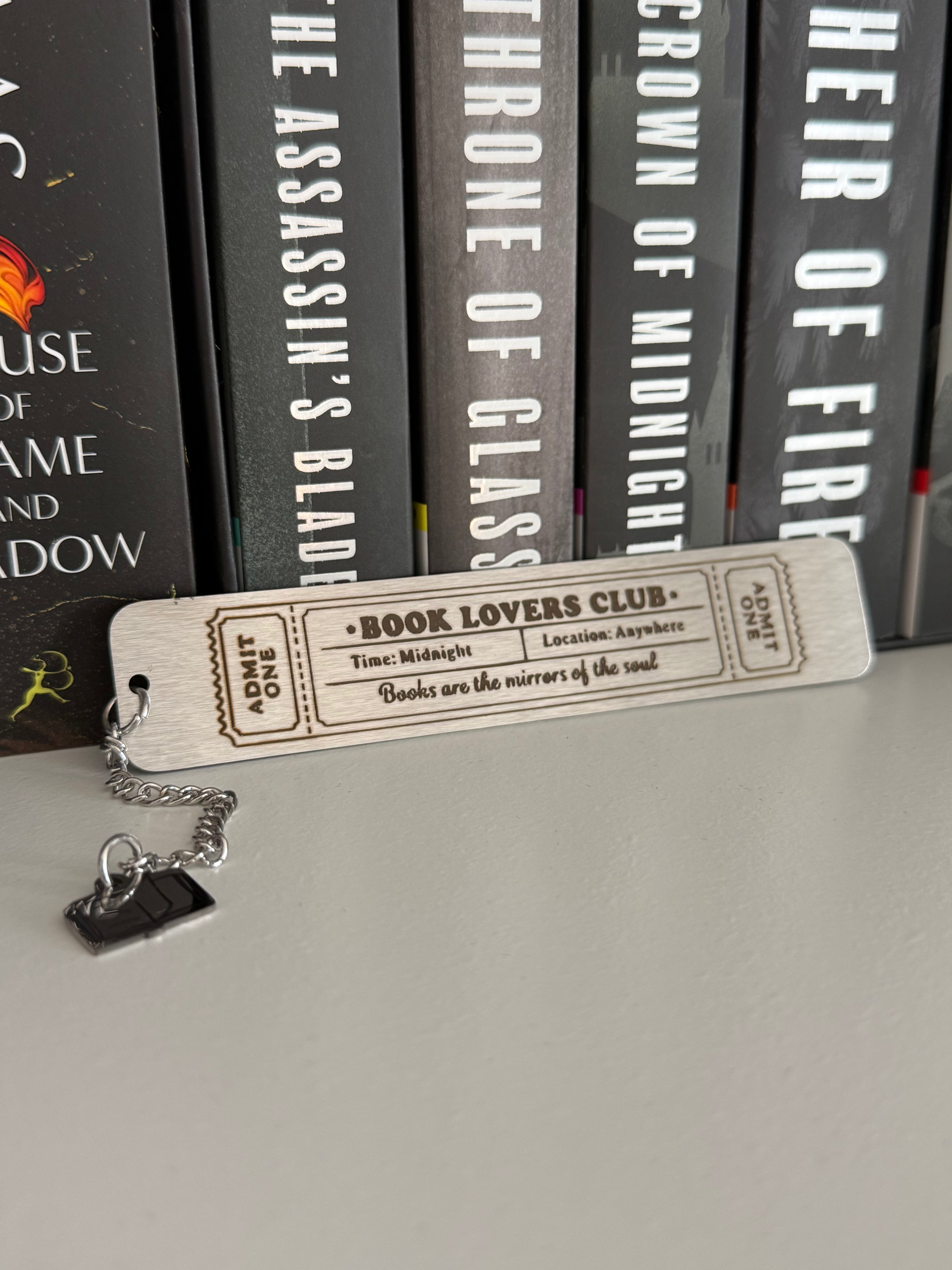 Book Lovers Club - Metallic Bookmark